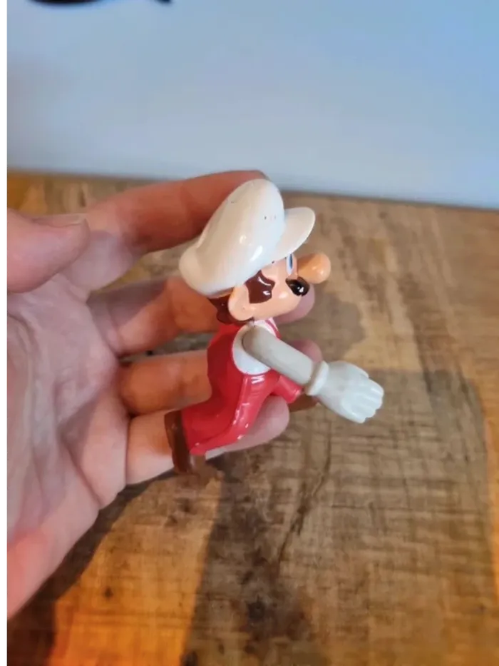 Figurine mario nintendo mac do - photo numéro 4