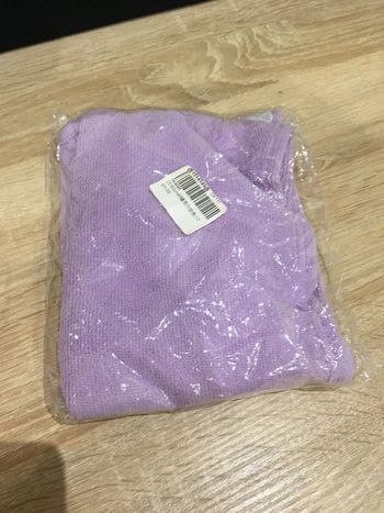 Servage cheveux avec élastique et bouton