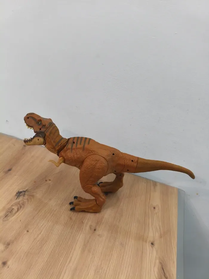 Jurassic world dinosaure T-Rex sonore - photo numéro 5
