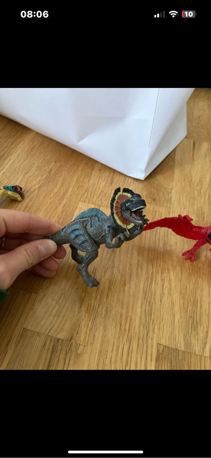 Lot 4 dinosaures - photo numéro 5