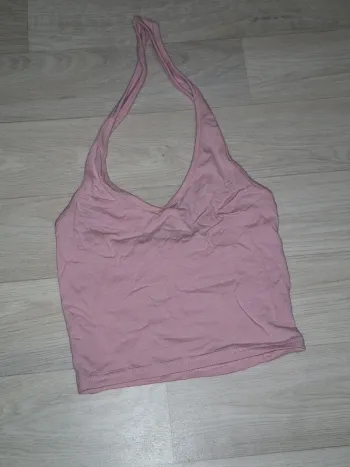 Haut dos dénudé