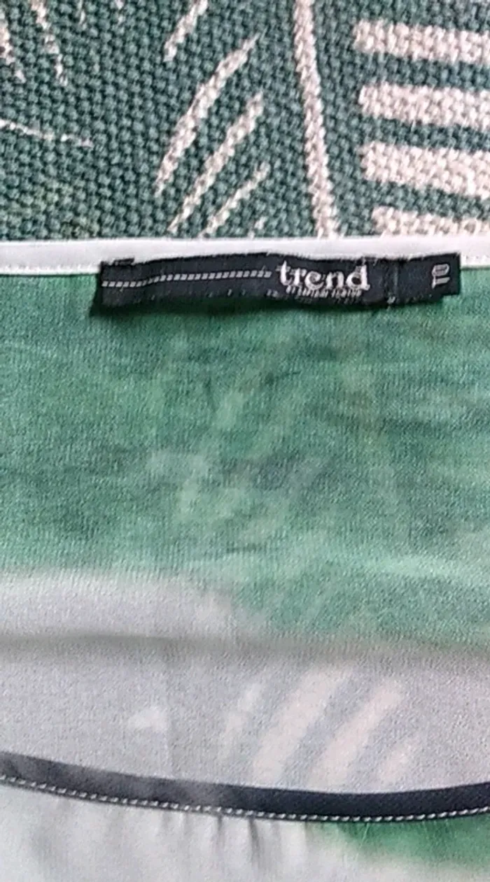 T shirt imprimé. - photo numéro 4