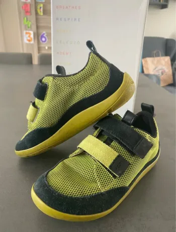 Baskets en cuir Barefeel vert citron et noir GEOX taille 31