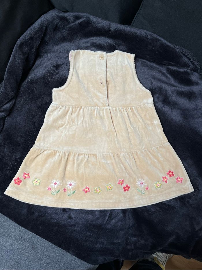 Robe en velour - photo numéro 2