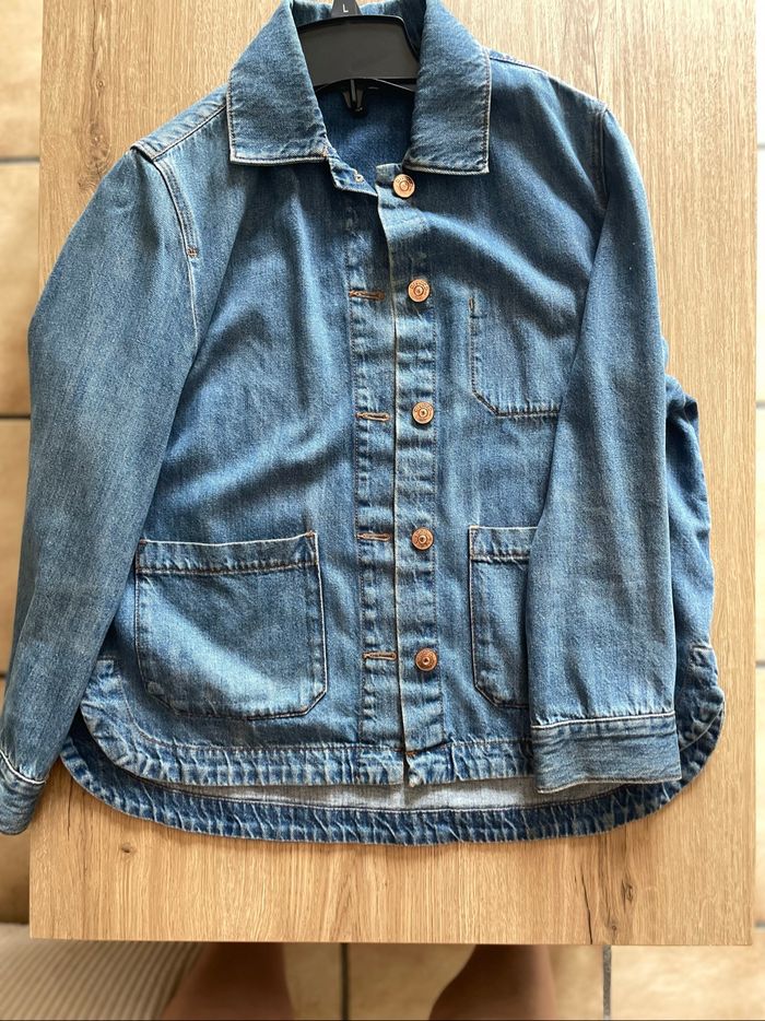 Veste en jean Divided (H&M) – Taille 38 – Intemporelle et tendance - photo numéro 3