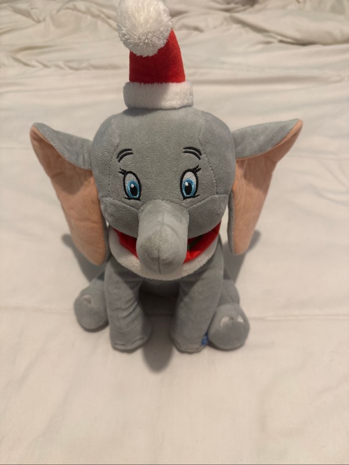 Peluche Dumbo musical