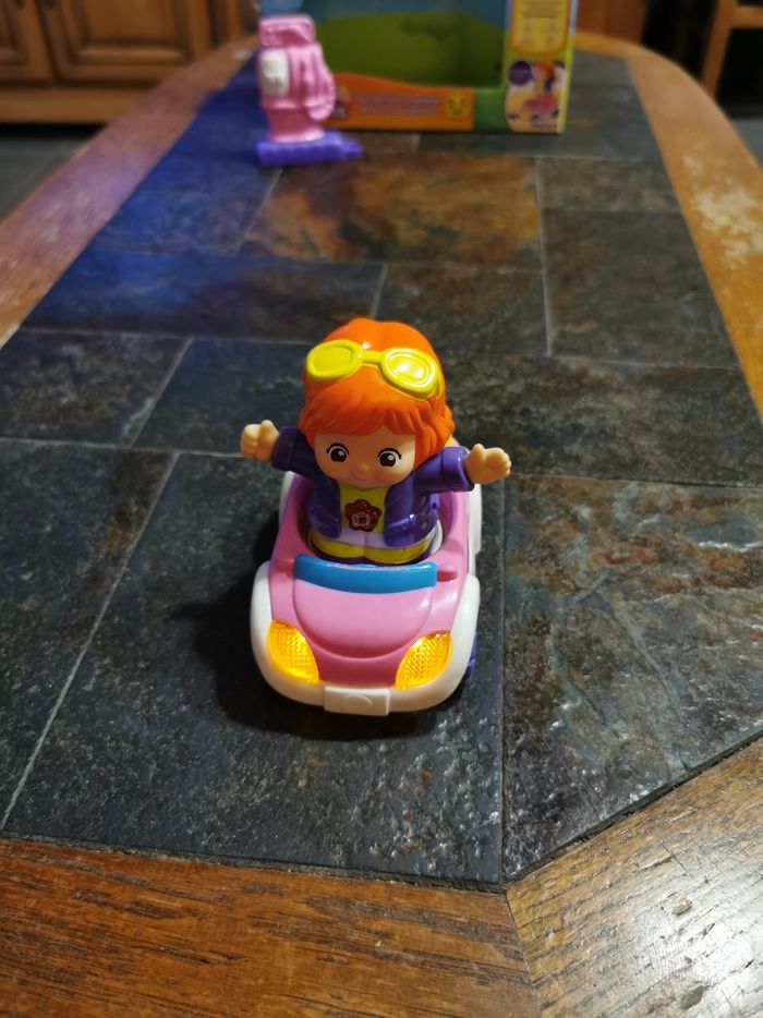 Tut tut copains Le cabriolet magique de Kate la pipelette - photo numéro 6