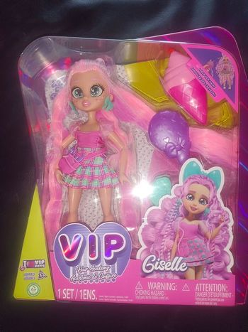 Giselle VIP Pets