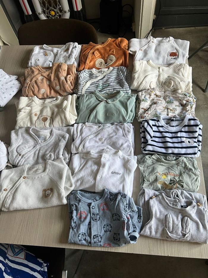 Gros lot 3 mois garçon - photo numéro 2