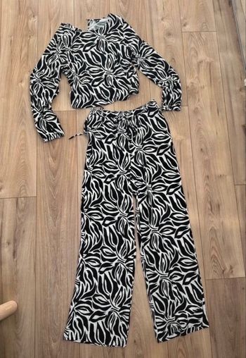 Ensemble haut + pantalon fluide neuf 