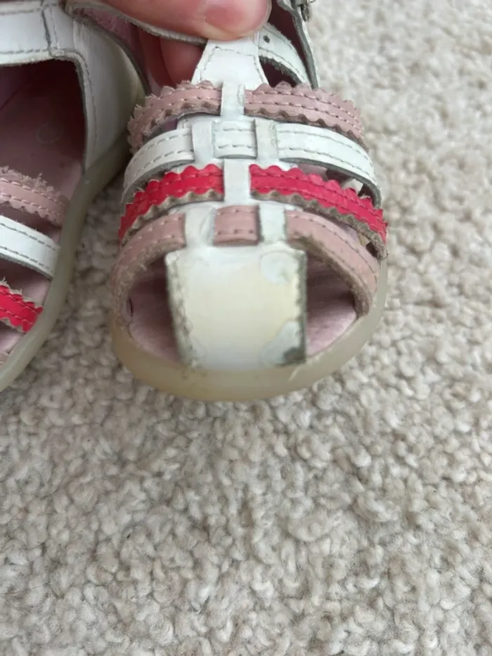 Paire de chaussures vernies de type sandales blanches fille -19 - DPAM - photo numéro 5