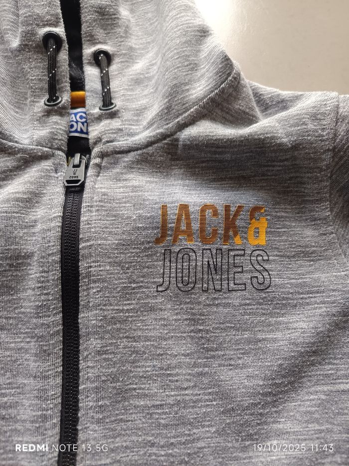 Gilet à capuche - photo numéro 2