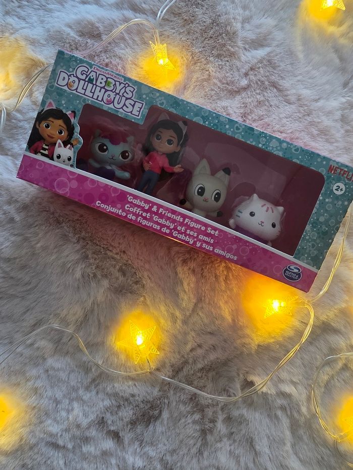 Gabby figurines
