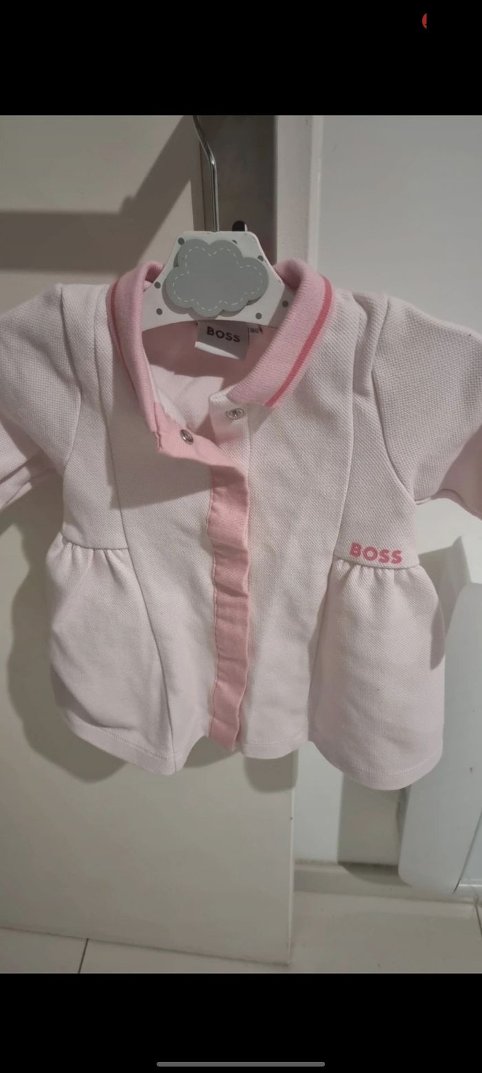 Robe boss taille 6 mois - photo numéro 3