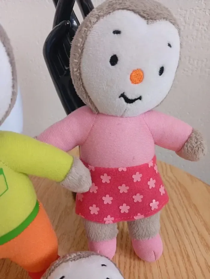 Lot peluches T'choupi et ses parents dessin tchoupi et doudou - photo numéro 3