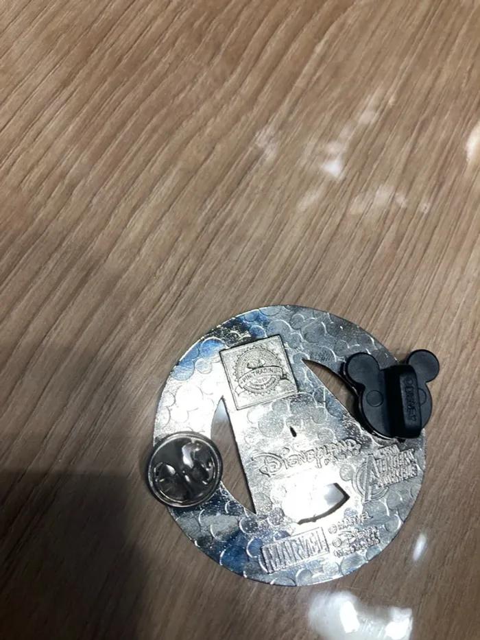 Pins Marvel Disneyland Paris Avengers - photo numéro 4