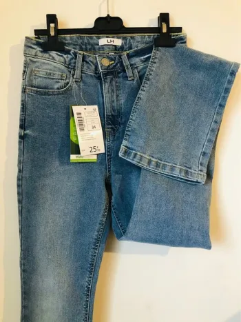 Jeans neuf La Halle