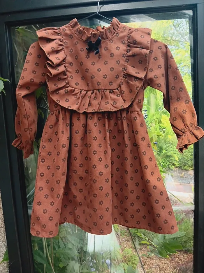 Robe marron fleur 🌸