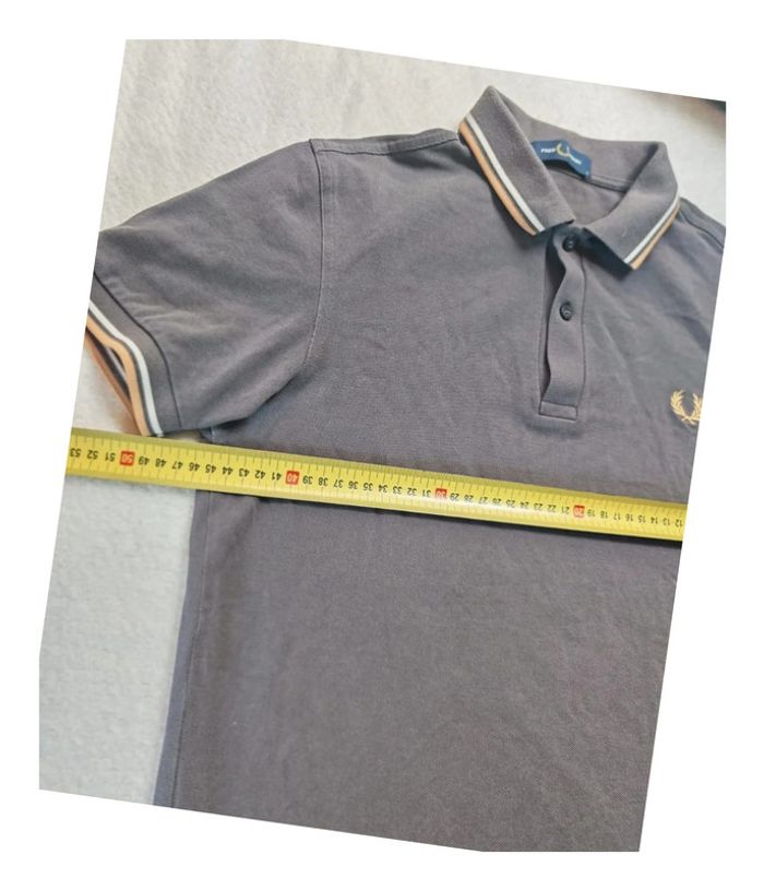 ⭐ Superbe polo Fred Perry logo Or Taille S - photo numéro 7