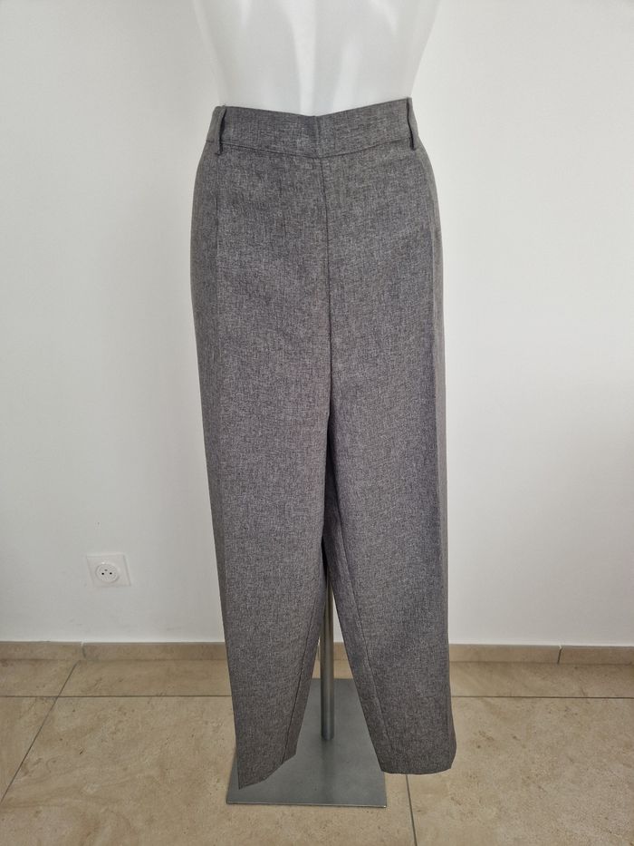 Pantalon gris, Bleu Bonheur
