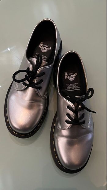 Chaussure Dr Martens 1461 Vegan métal argenté