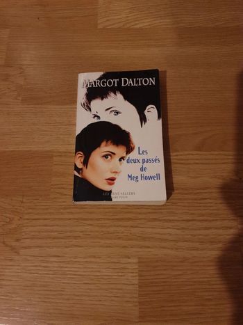 Les deux passés: Meg Howell (TBE)