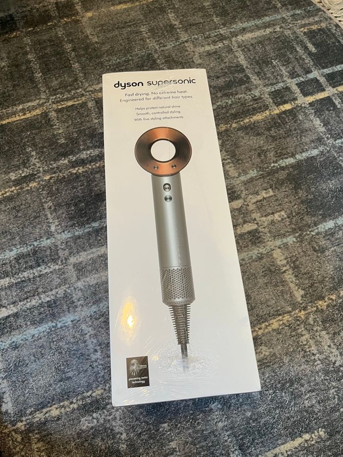 Sèche cheveux Dyson hd15 - photo numéro 2