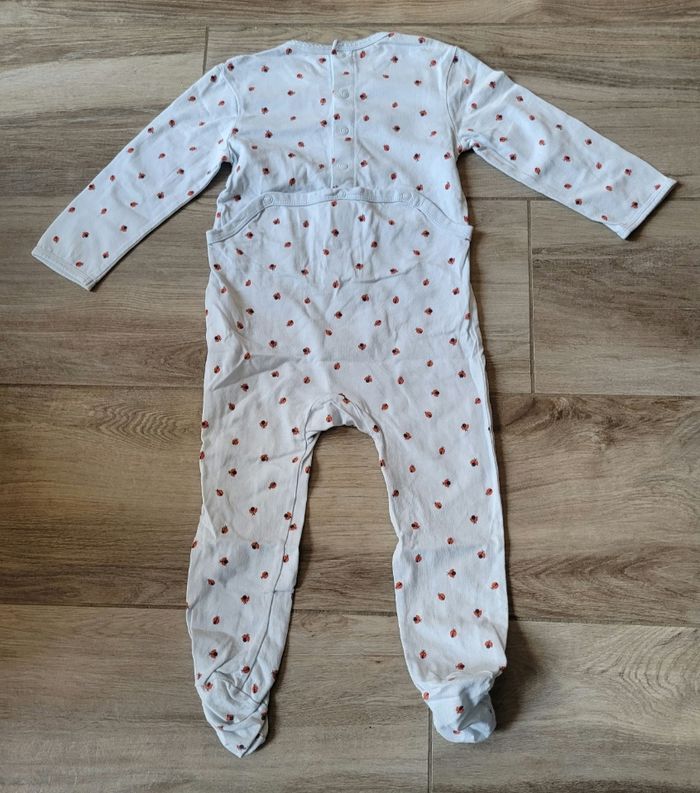 Pyjama léger taille 24 mois - photo numéro 3