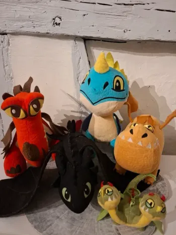 Lot de peluches Dragons