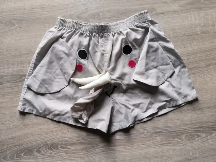 Short éléphant