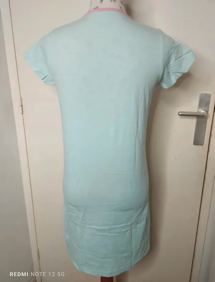 Jolie chemise de nuit taille 38/40 - photo numéro 4