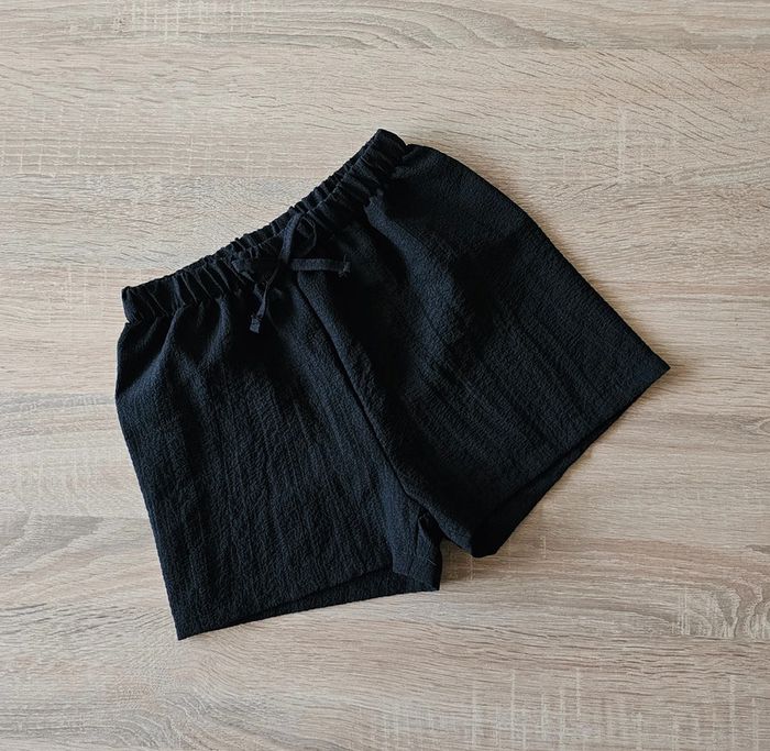 Short fille - photo numéro 2