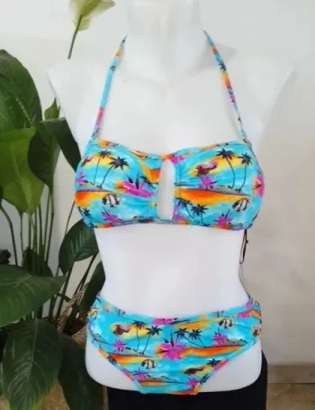 🩱 Maillot de bain Valège Taille 36 neuf ( polyamide/élastane)
