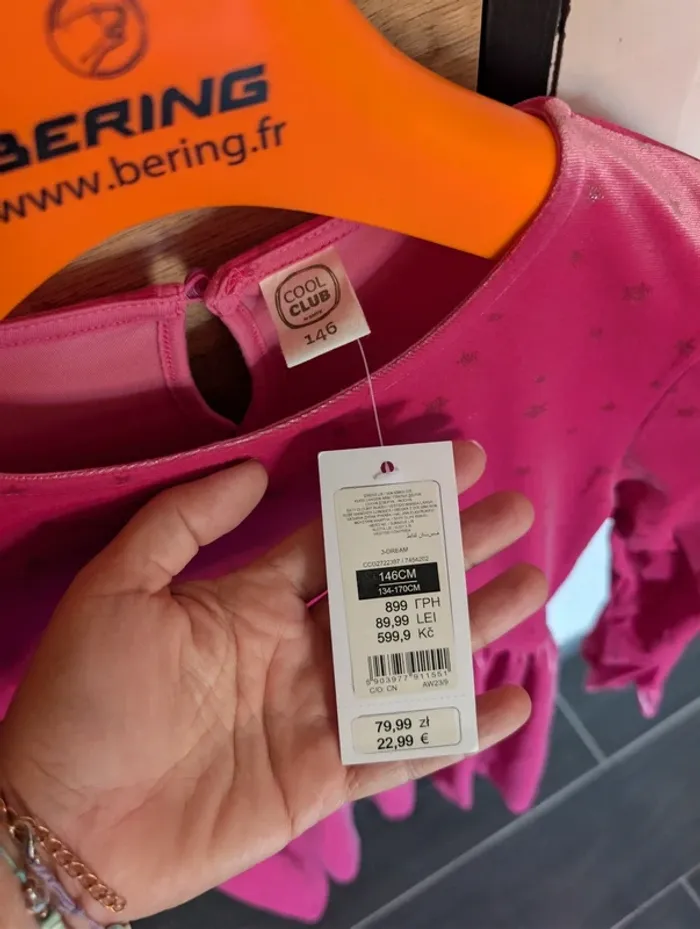 Robe fushia effet velours neuve 11ans - photo numéro 4