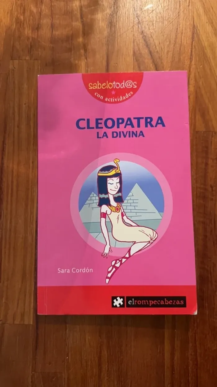 Livre cleopatra la divina
