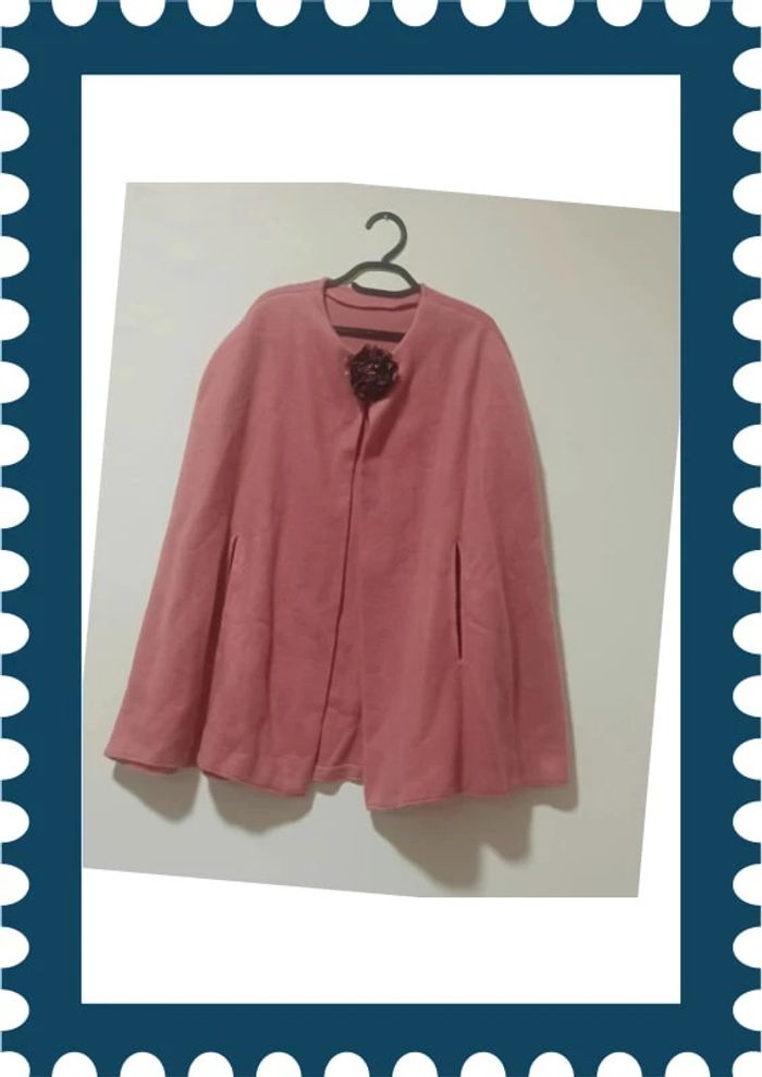 Manteau style cape rose poudré taille unique