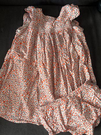 Robe fleurs rouges