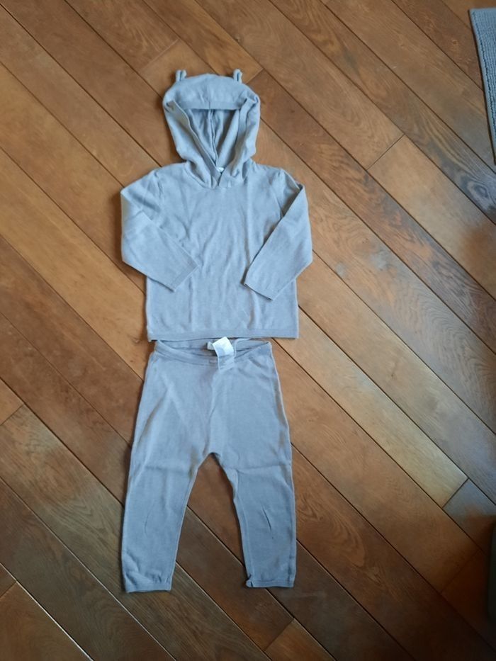 Ensemble H&M maille beige  taille 3 ans ou 98 cm - photo numéro 2