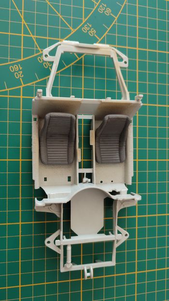 Châssis intérieur + sièges pièce détachée miniature Tonka Polistil Lamborghini Miura 1/18 1/18e 1/18