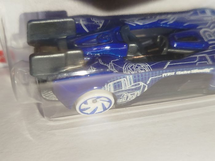 Hot Wheels Electron Silhouette 2022 HW Art Cars - photo numéro 6