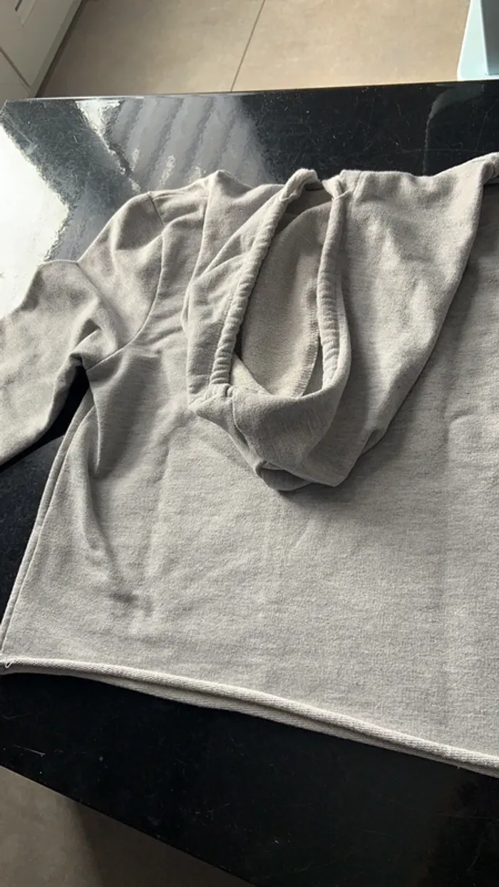 Pull gris - photo numéro 4