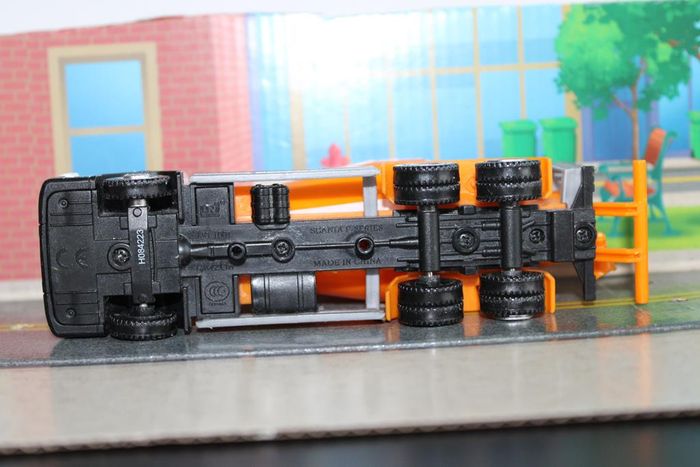 Scania camion toupie béton - photo numéro 10