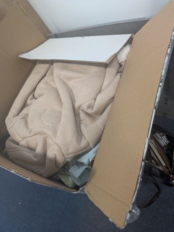 Carton vêtements divers bébé fille 50 pieces