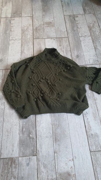 Pull  in vogue taille 36 38 en très bon état