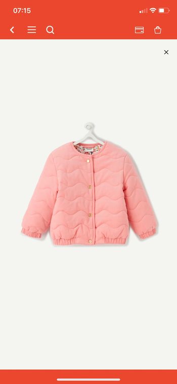 La veste matelassée rose en rembourrage recyclé