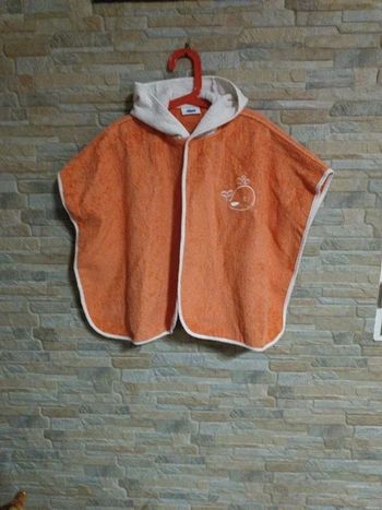 Cape de bain à capuche Mots d enfants