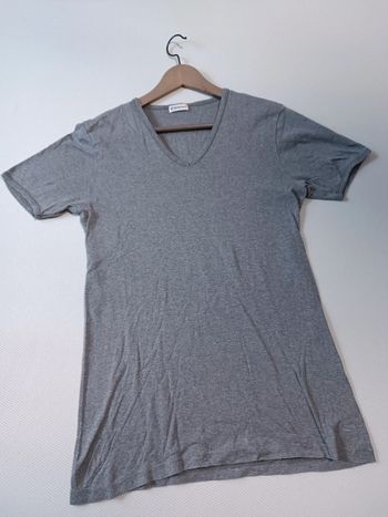 T-shirt coton gris col V Eminence M