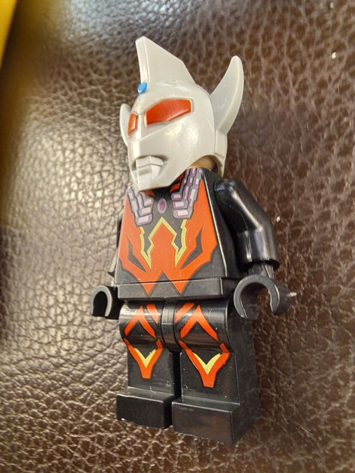 Figurine Lego compatible Ultraman - photo numéro 2