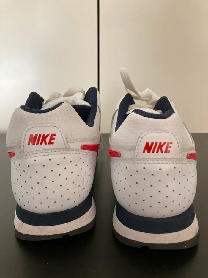 Nike basket blanche cuir et textile rouge - photo numéro 4