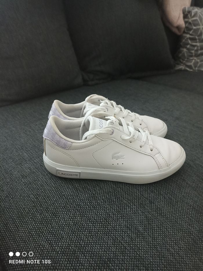 Vends baskets Lacoste taille 33 - photo numéro 2